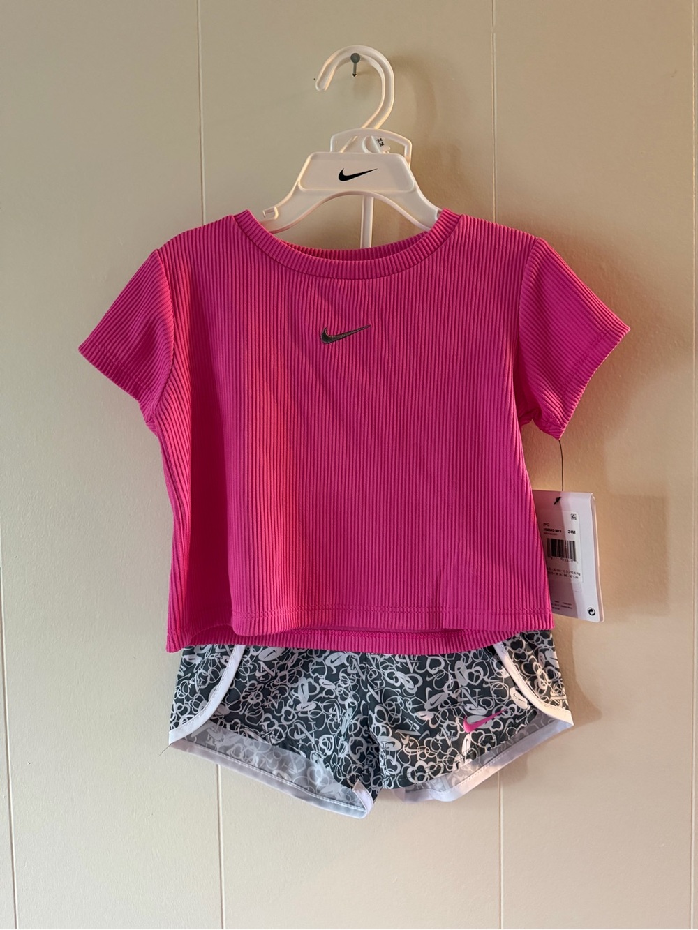 Nike Girls Hot Pink Ribbed Short Sleeve Tee with Swoosh